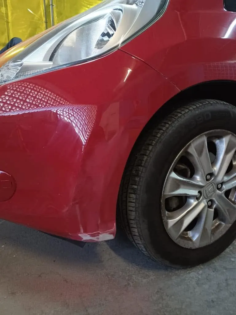 Vehicle scratch damage before repair